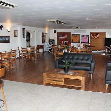 Colonial Rose Motel タウンズビル エクステリア 写真