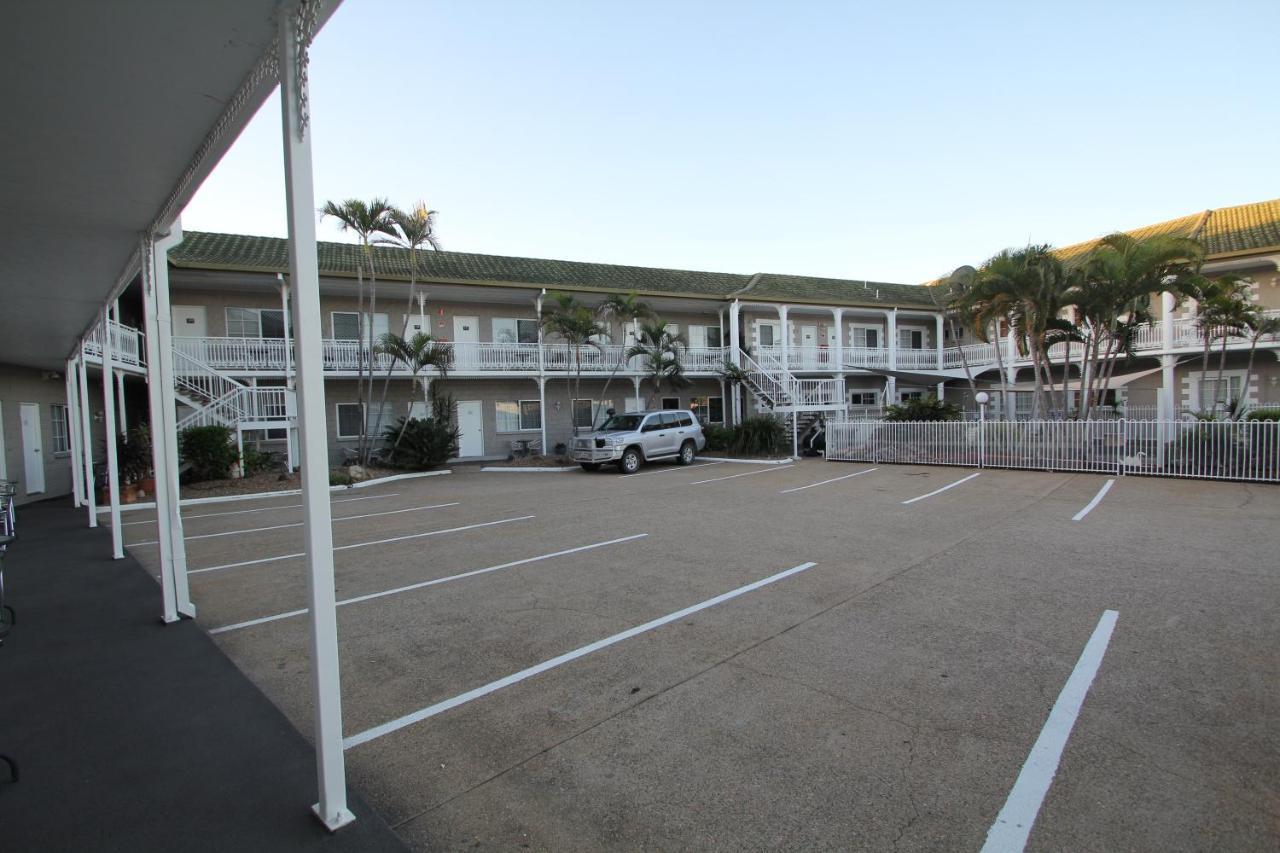 Colonial Rose Motel タウンズビル エクステリア 写真